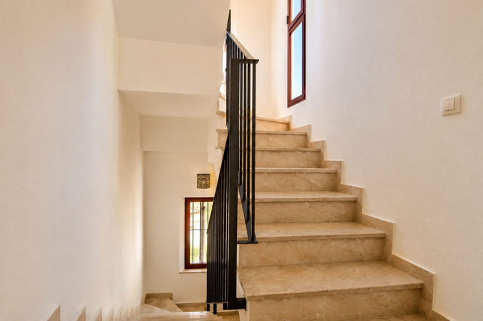 Image No.22-3 Bed Townhouse for sale