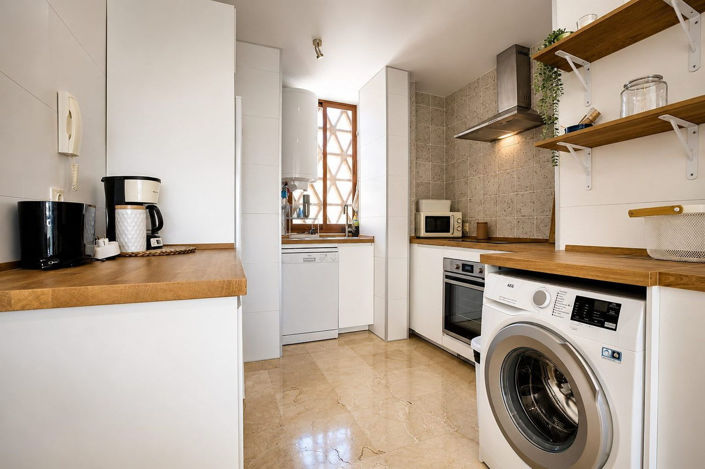 Image No.6-3 Bed Townhouse for sale