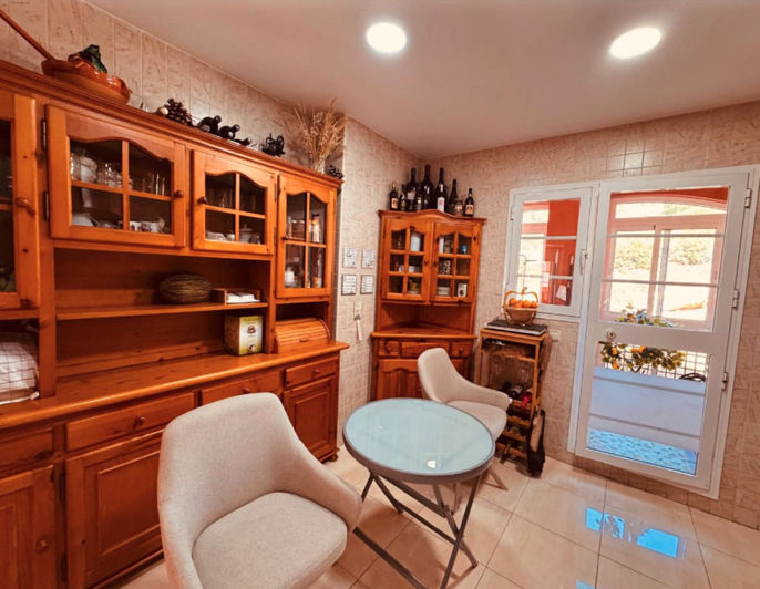 Image No.10-2 Bed Apartment for sale