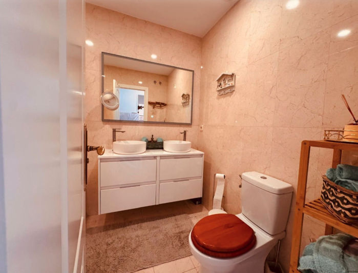 Image No.13-2 Bed Apartment for sale