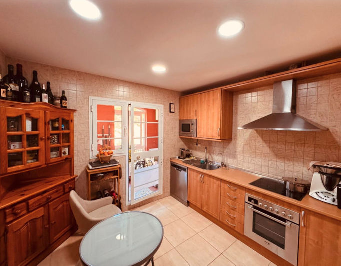 Image No.7-2 Bed Apartment for sale