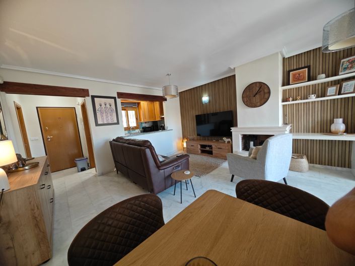 Image No.14-2 Bed Apartment for sale