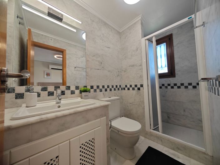 Image No.33-2 Bed Apartment for sale