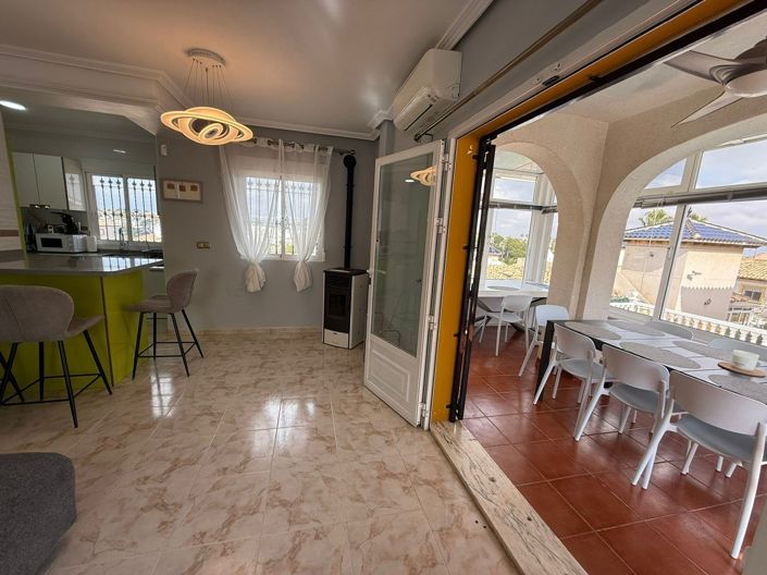 Image No.12-5 Bed Villa for sale