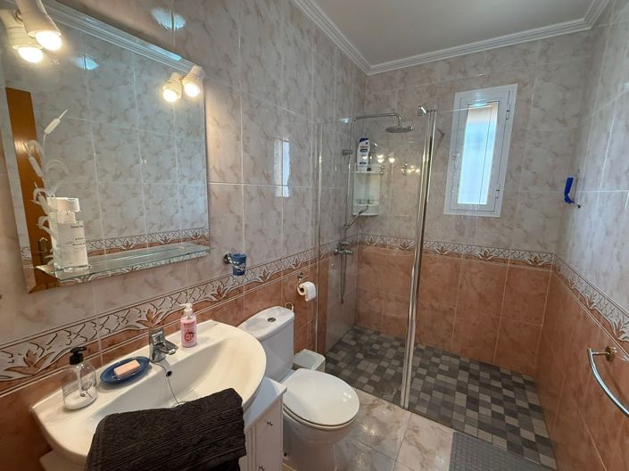 Image No.23-5 Bed Villa for sale