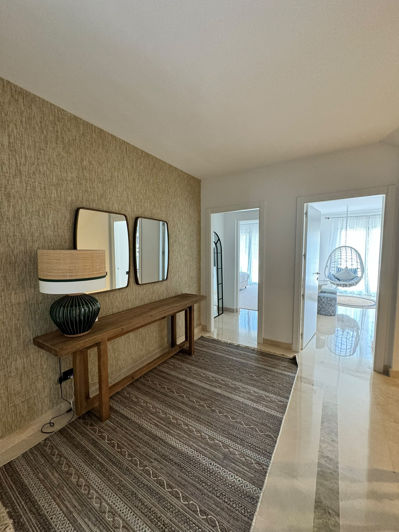 Image No.16-4 Bed Semi-Detached for sale