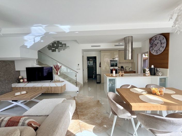 Image No.22-3 Bed Townhouse for sale