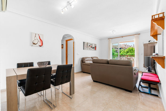 Image No.10-2 Bed Apartment for sale