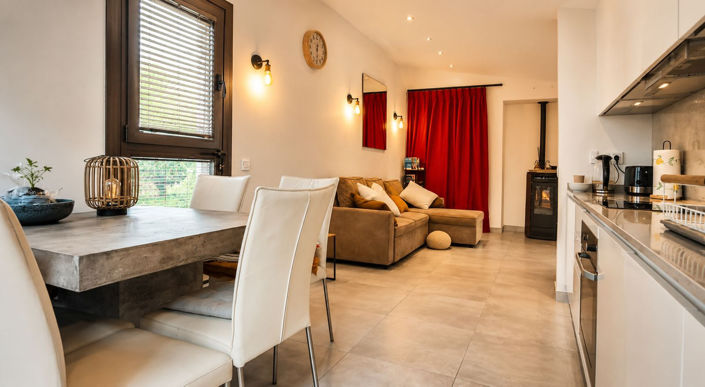 Image No.5-3 Bed Property for sale