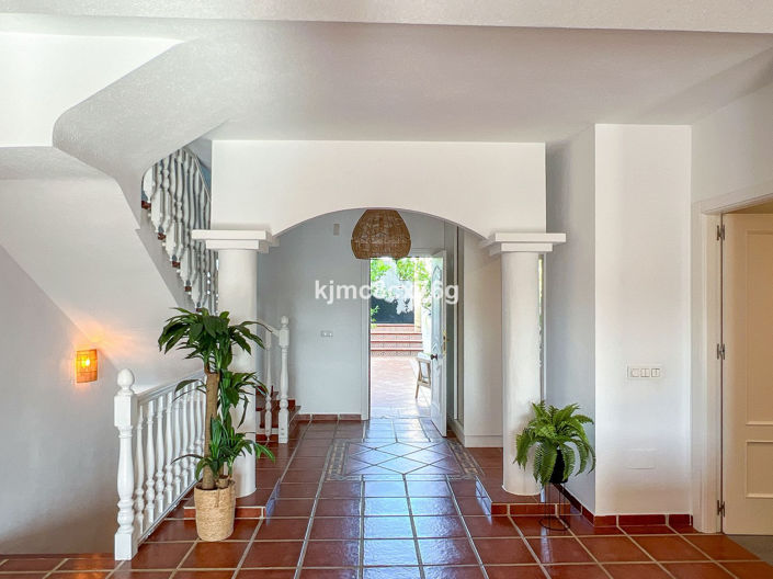 Image No.25-4 Bed Townhouse for sale