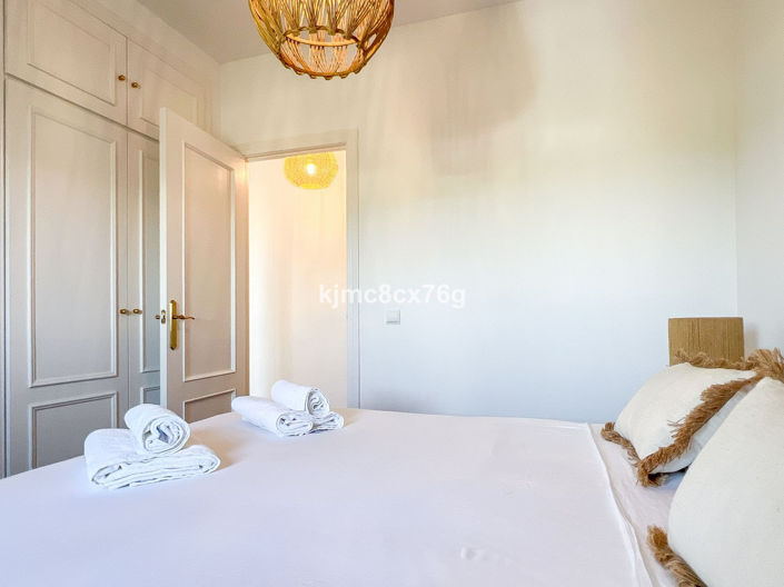 Image No.33-4 Bed Townhouse for sale