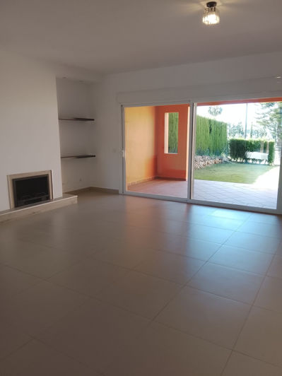 Image No.11-3 Bed Semi-Detached for sale