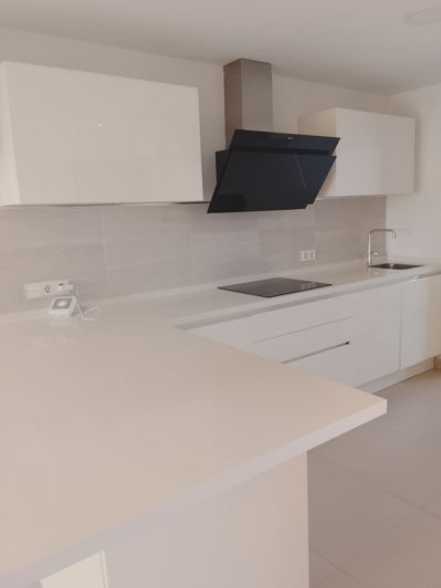 Image No.12-3 Bed Semi-Detached for sale