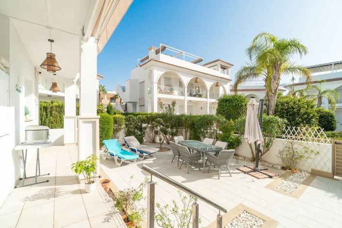 Image No.23-2 Bed Villa for sale