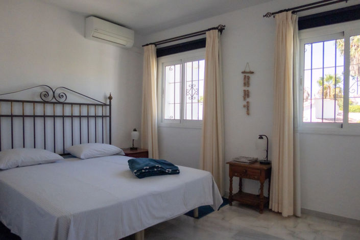 Image No.27-3 Bed Villa for sale