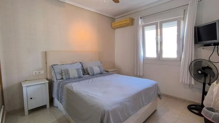 Image No.17-3 Bed Villa for sale