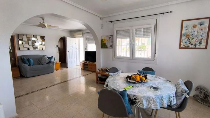 Image No.5-3 Bed Villa for sale