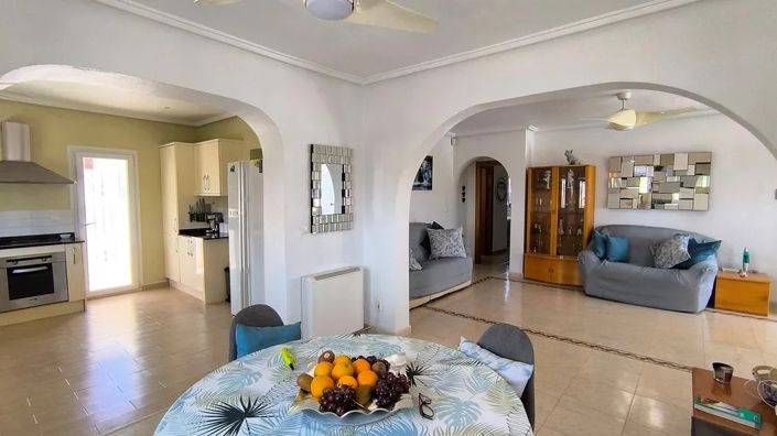 Image No.8-3 Bed Villa for sale
