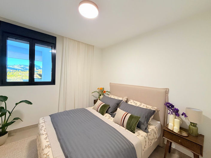 Image No.25-2 Bed Apartment for sale