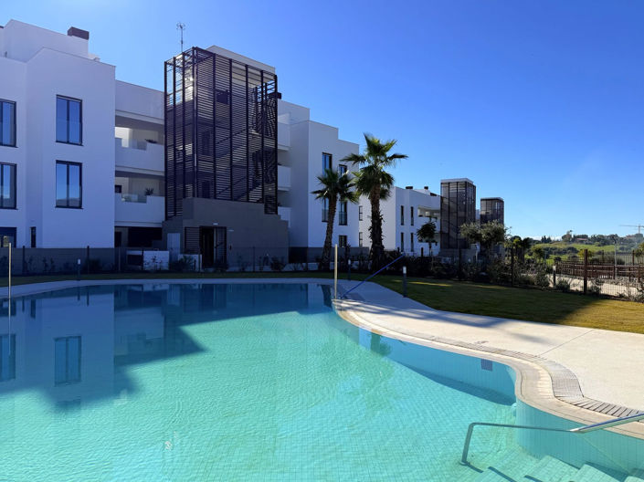 Image No.35-2 Bed Apartment for sale