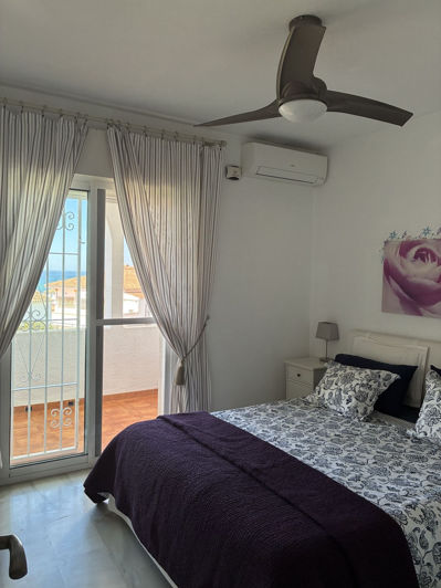 Image No.11-2 Bed Townhouse for sale