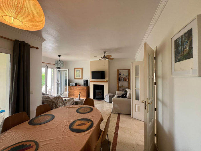 Image No.12-3 Bed Semi-Detached for sale
