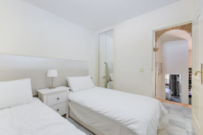 Image No.15-2 Bed Apartment for sale