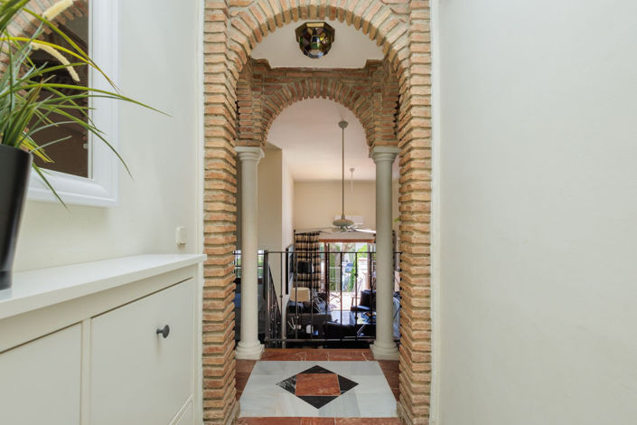 Image No.19-2 Bed Apartment for sale
