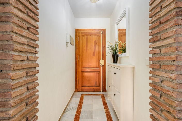 Image No.20-2 Bed Apartment for sale