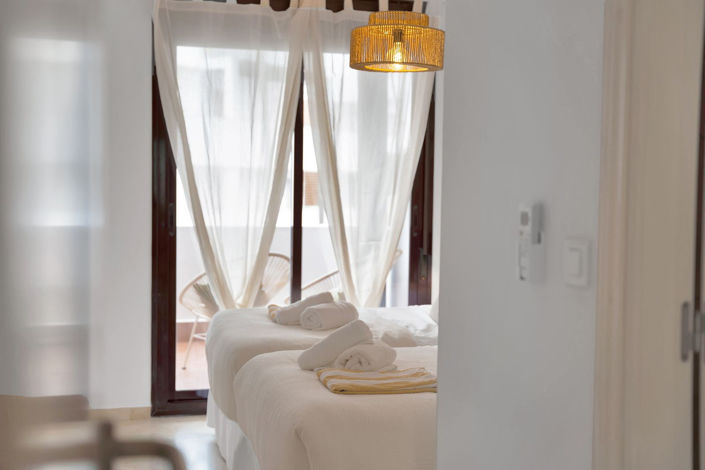 Image No.27-2 Bed Apartment for sale