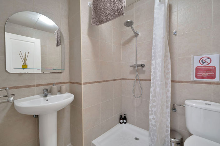 Image No.28-2 Bed Apartment for sale