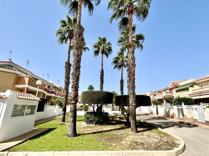 Image No.39-3 Bed Townhouse for sale