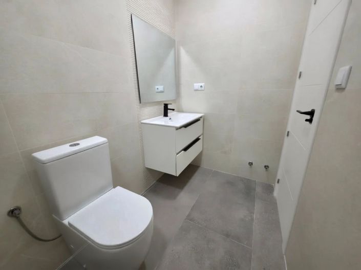 Image No.12-3 Bed Apartment for sale