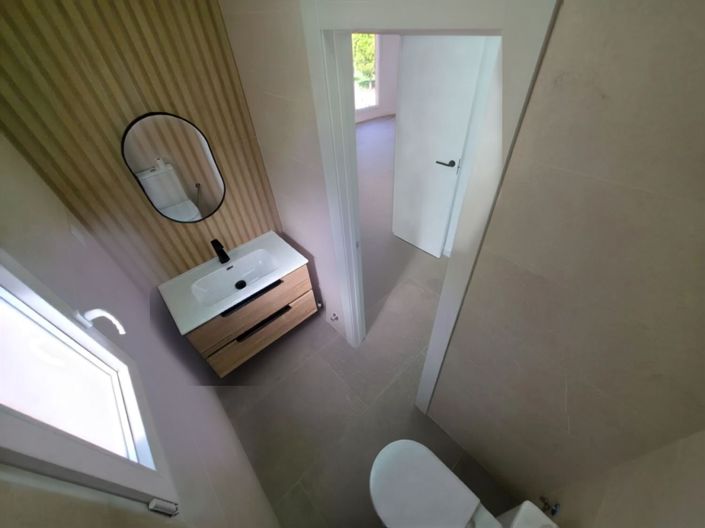 Image No.21-3 Bed Apartment for sale