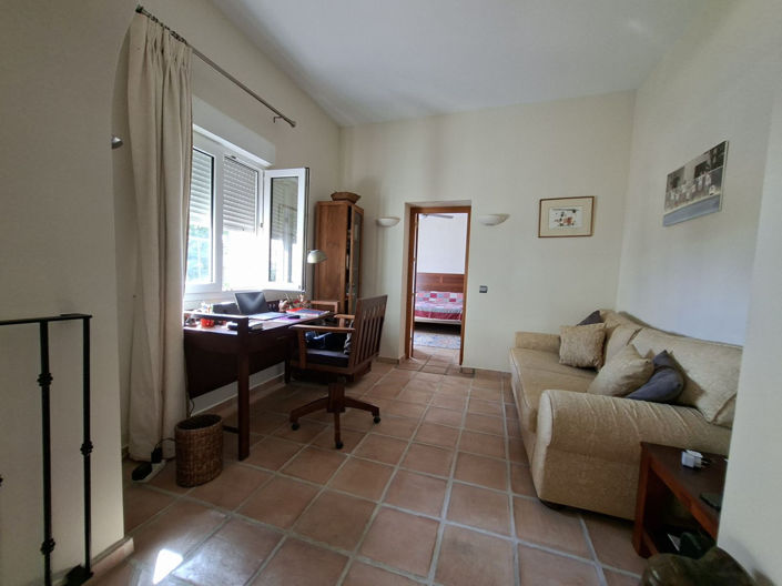 Image No.18-4 Bed Villa for sale