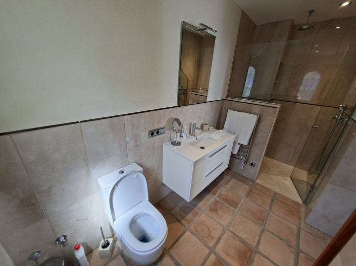 Image No.25-4 Bed Villa for sale