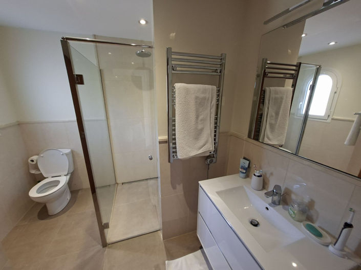 Image No.34-4 Bed Villa for sale