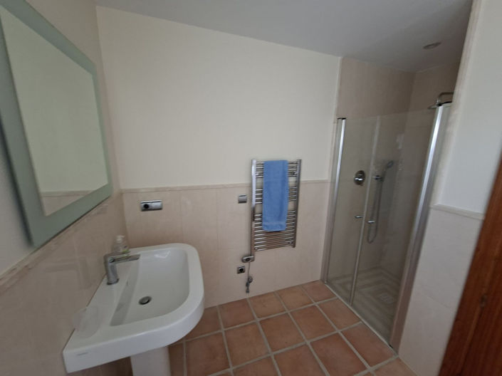Image No.36-4 Bed Villa for sale