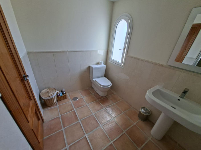 Image No.38-4 Bed Villa for sale