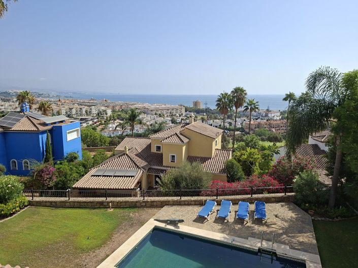 Image No.40-4 Bed Villa for sale
