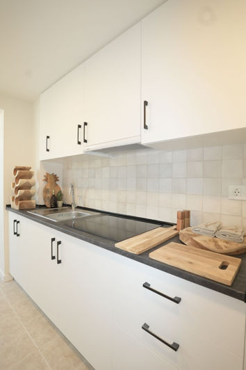 Image No.10-2 Bed Apartment for sale