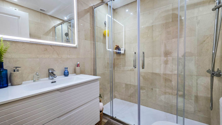 Image No.14-2 Bed Apartment for sale