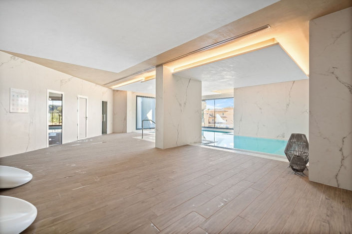Image No.24-3 Bed Apartment for sale