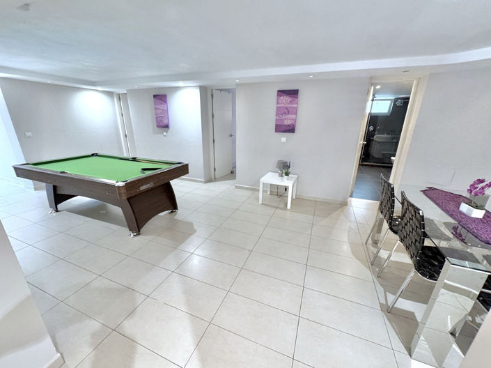 Image No.23-6 Bed Villa for sale