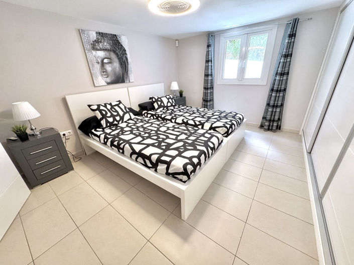 Image No.24-6 Bed Villa for sale