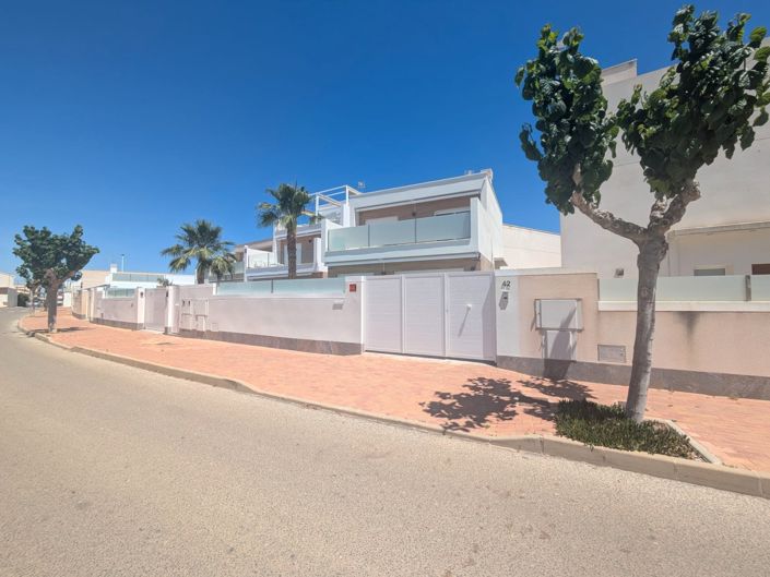 Image No.31-3 Bed Villa for sale