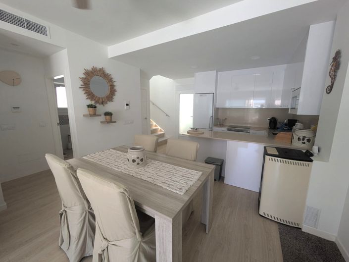 Image No.8-3 Bed Villa for sale