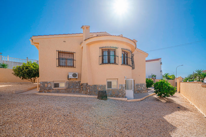 Image No.4-Villa de 5 chambres à vendre à Ciudad Quesada