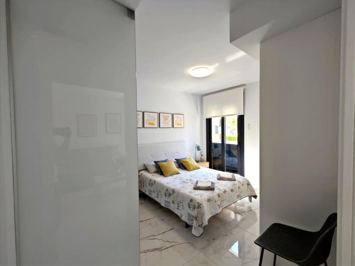 Image No.10-2 Bed Apartment for sale
