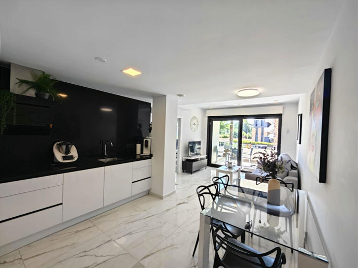 Image No.5-2 Bed Apartment for sale